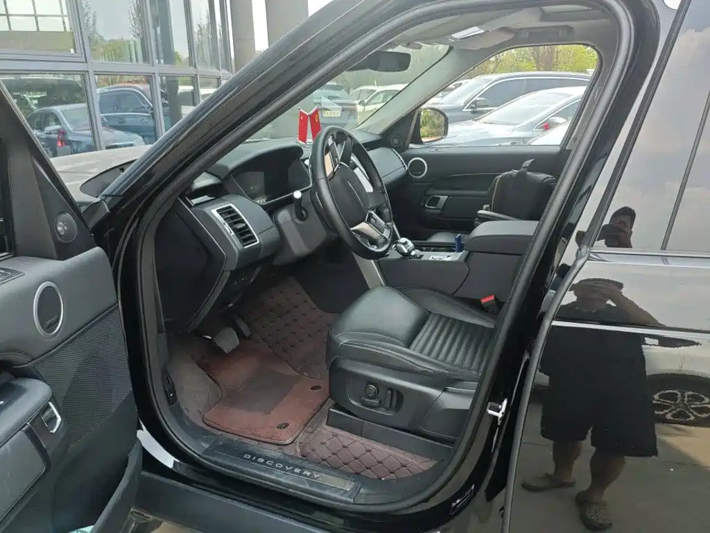 Land Rover Discovery 2024 2024 Model 360PS S