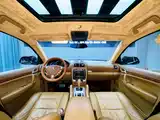 Photo 5 - Porsche Cayenne