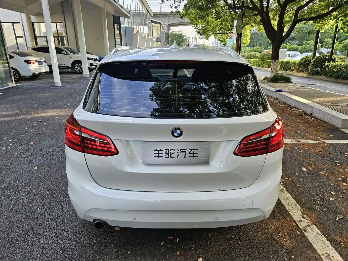 BMW 2 Series Touring 2016 218i Fashion Model фото 7