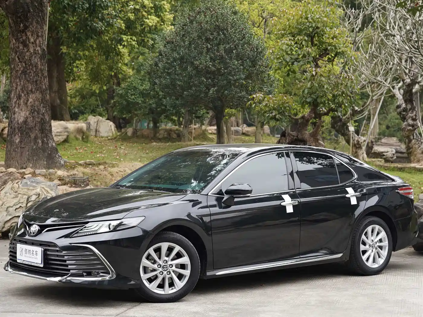 Toyota Camry 2023 2.0G Luxury Edition фото 2