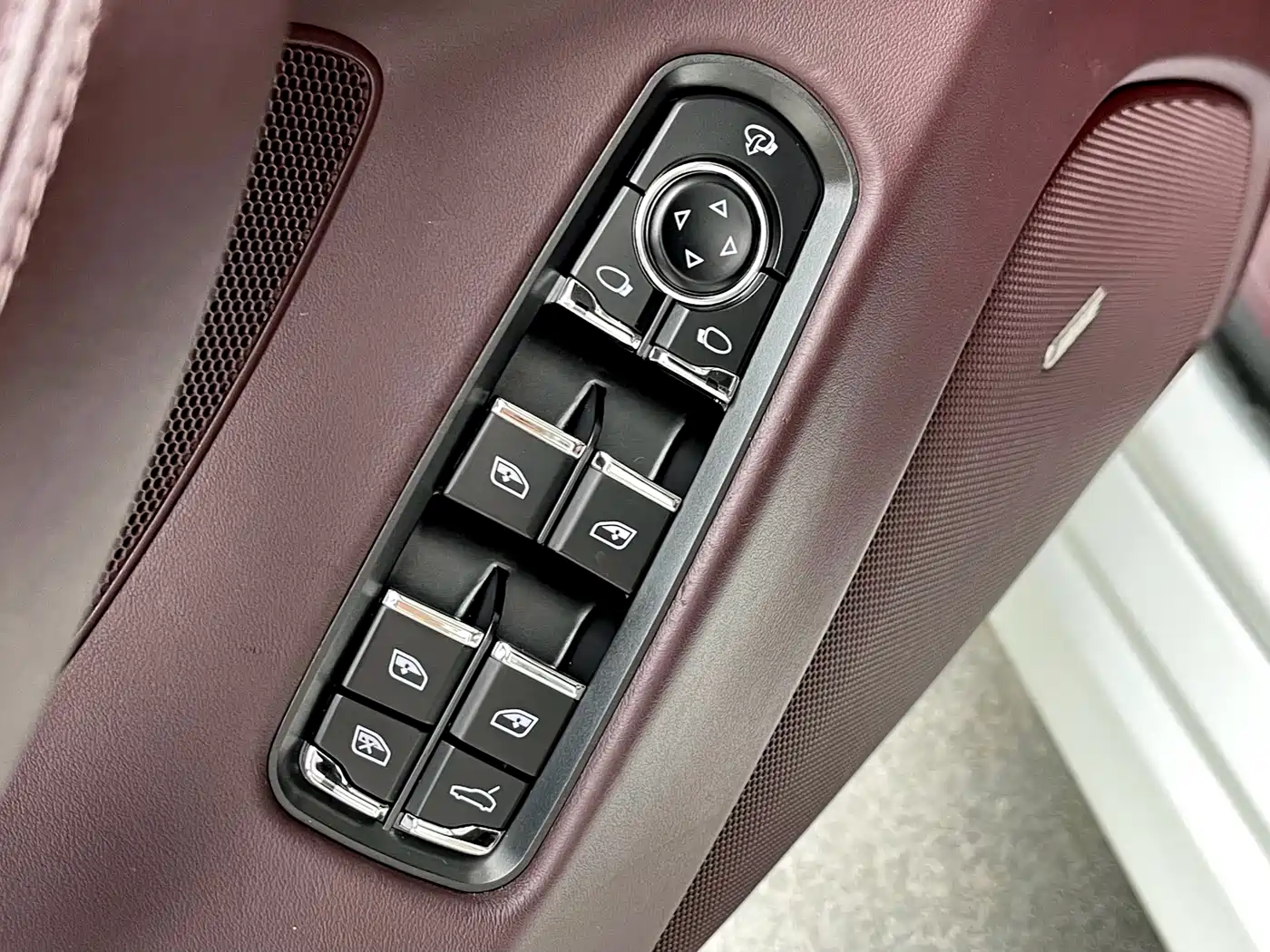 Porsche Panamera 2014 Panamera 3.0T фото 10