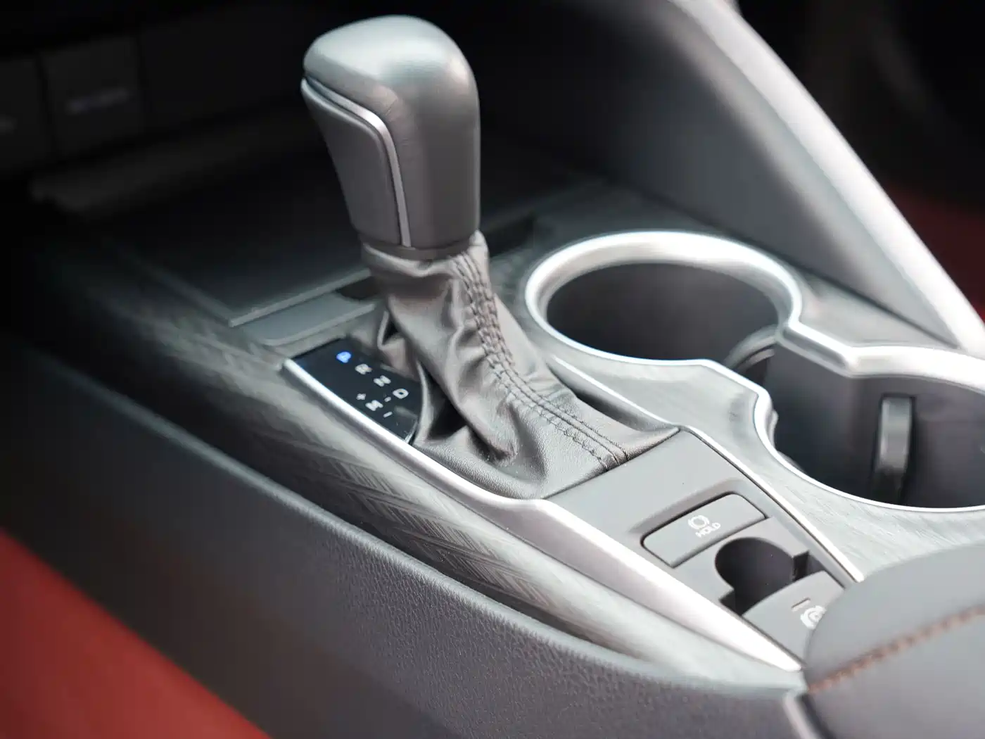 Toyota Camry 2023 2.0G Luxury Edition фото 22