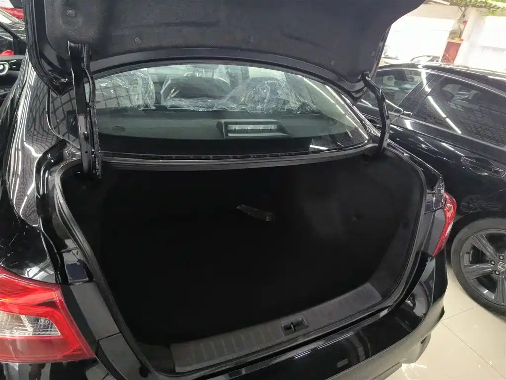 Nissan Sylphy 2026 2024 Facelift III Classic 1.6XE CVT Comfort Edition