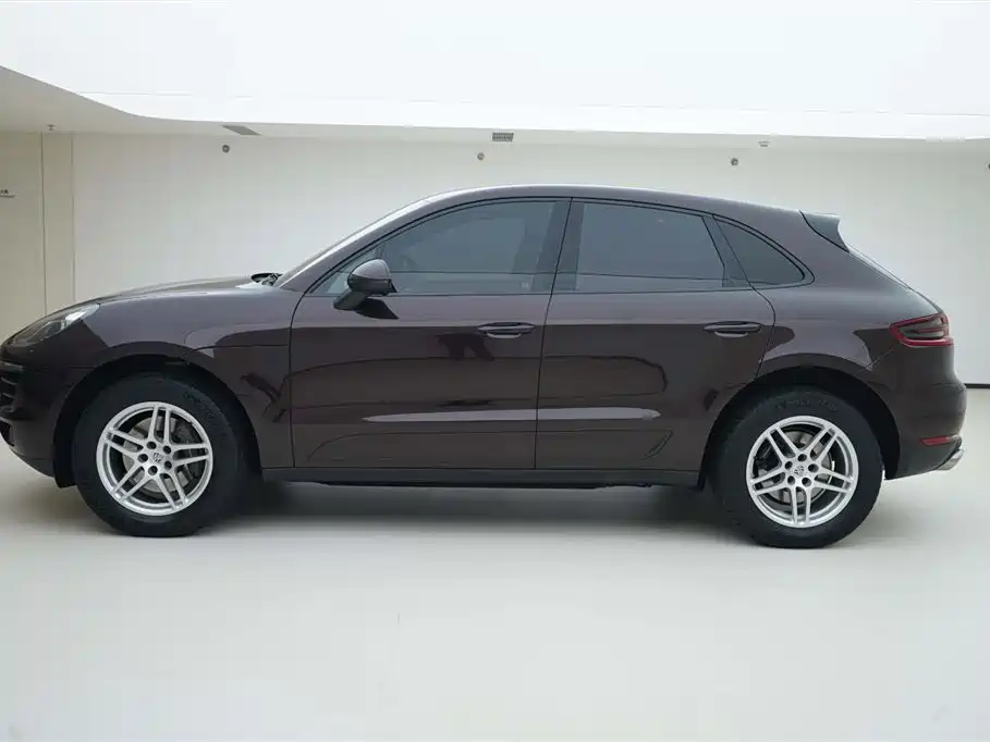 Porsche Macan 2017 Macan 2.0T фото 3