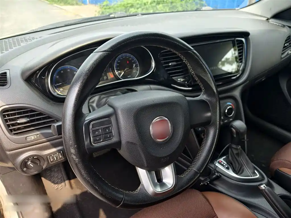 Fiat Viaggio 2018 2017 1.4T Auto Power Edition