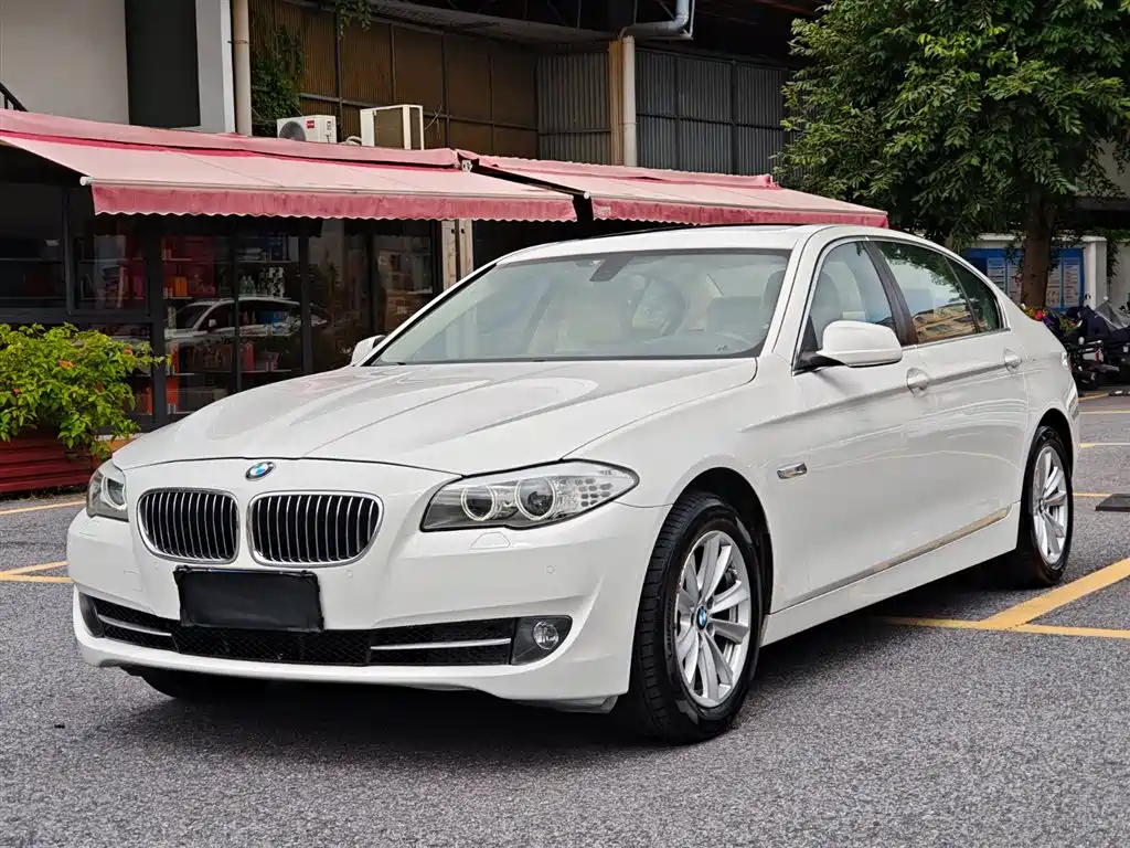 BMW 5 Series 2013 525Li Leadership