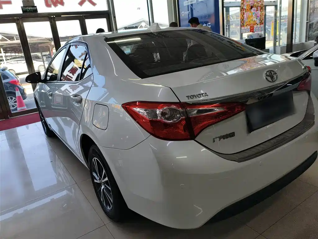 Toyota Levin 2016 1.6G CVT Elite Edition фото 5