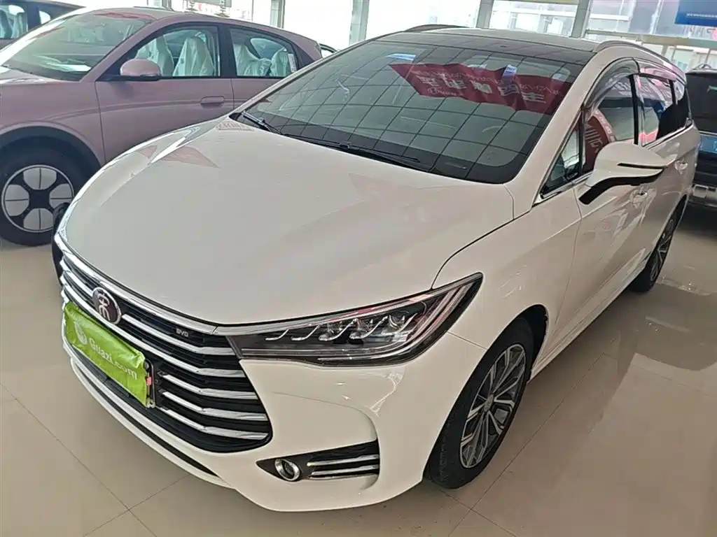 BYD Song MAX 2019 1.5T Auto Smart Connect Dynamic 7-seater China V фото 2