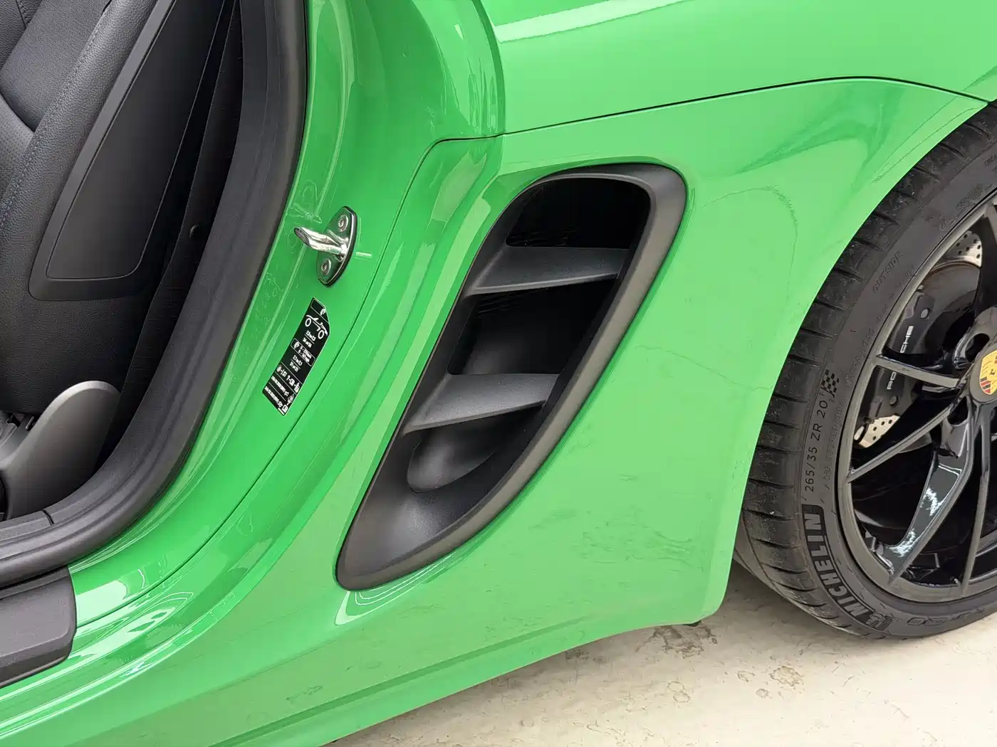 Porsche 718 2023 Boxster Style Edition 2.0T фото 15