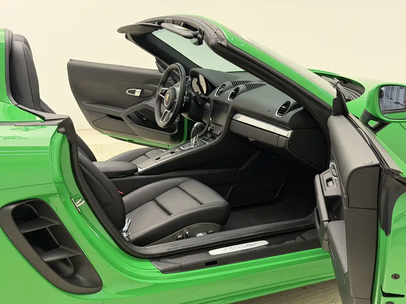 Porsche 718 2023 Boxster Style Edition 2.0T фото 13