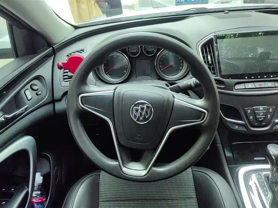 Buick Regal 2015 1.6T Leading Tech Edition фото 15