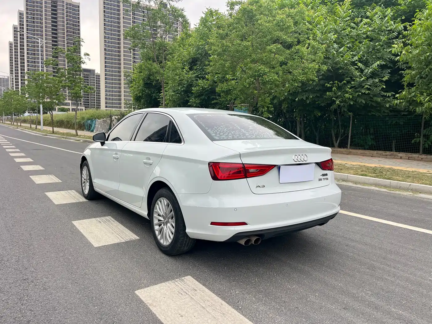 Audi A3 2016 Limousine 35 TFSI Leadership фото 12