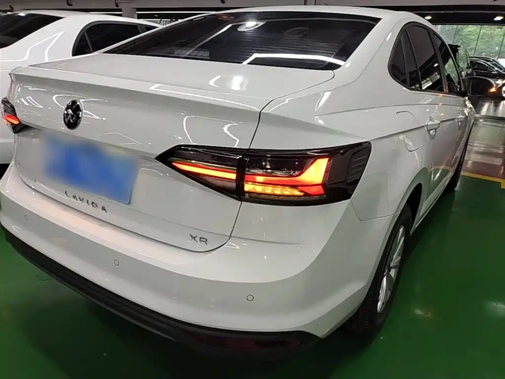 Volkswagen Lavida 2025 New Edge 1.5L Outstanding New Ease фото 7