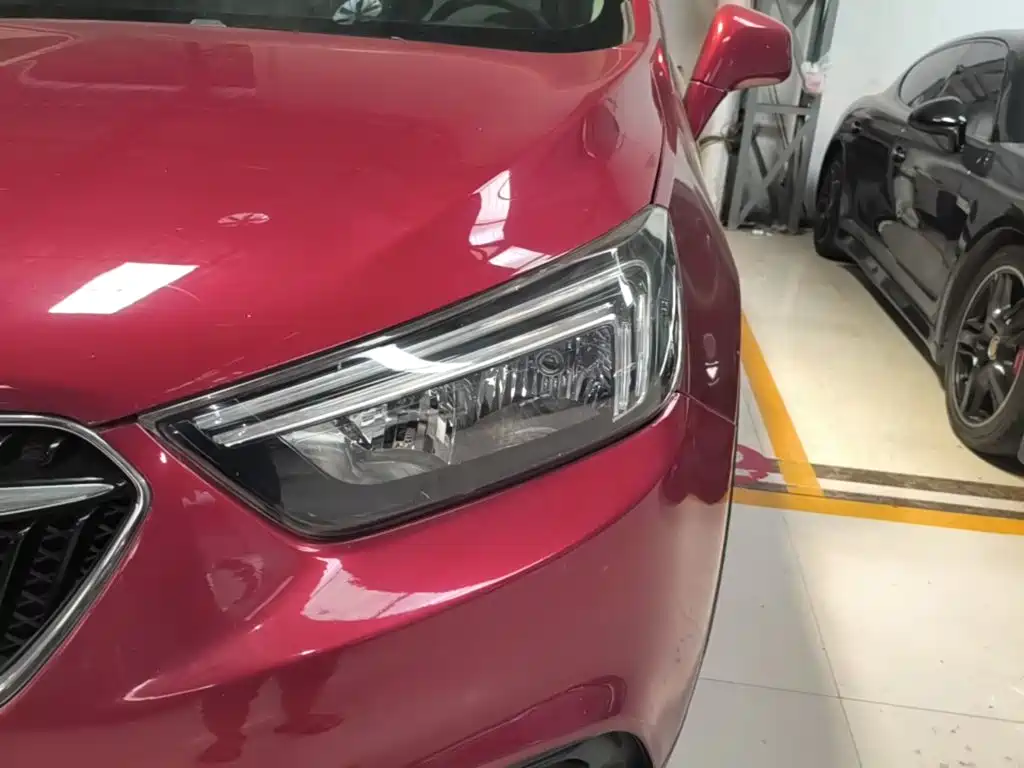 Фото 24 - Buick Encore