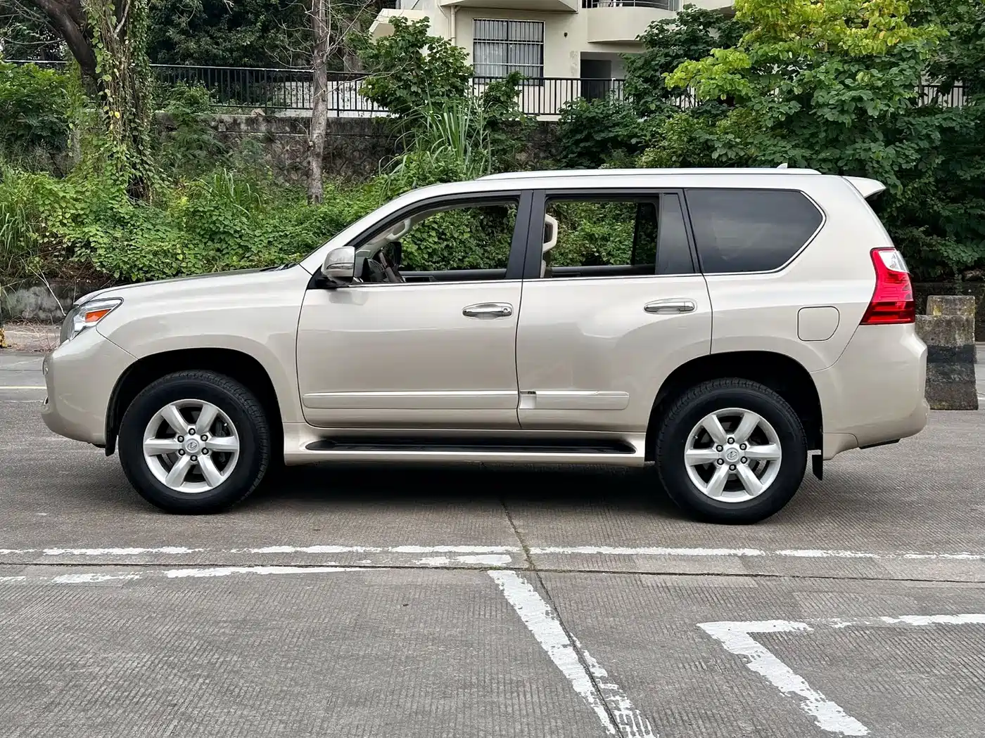 Lexus GX 2011 2010 460