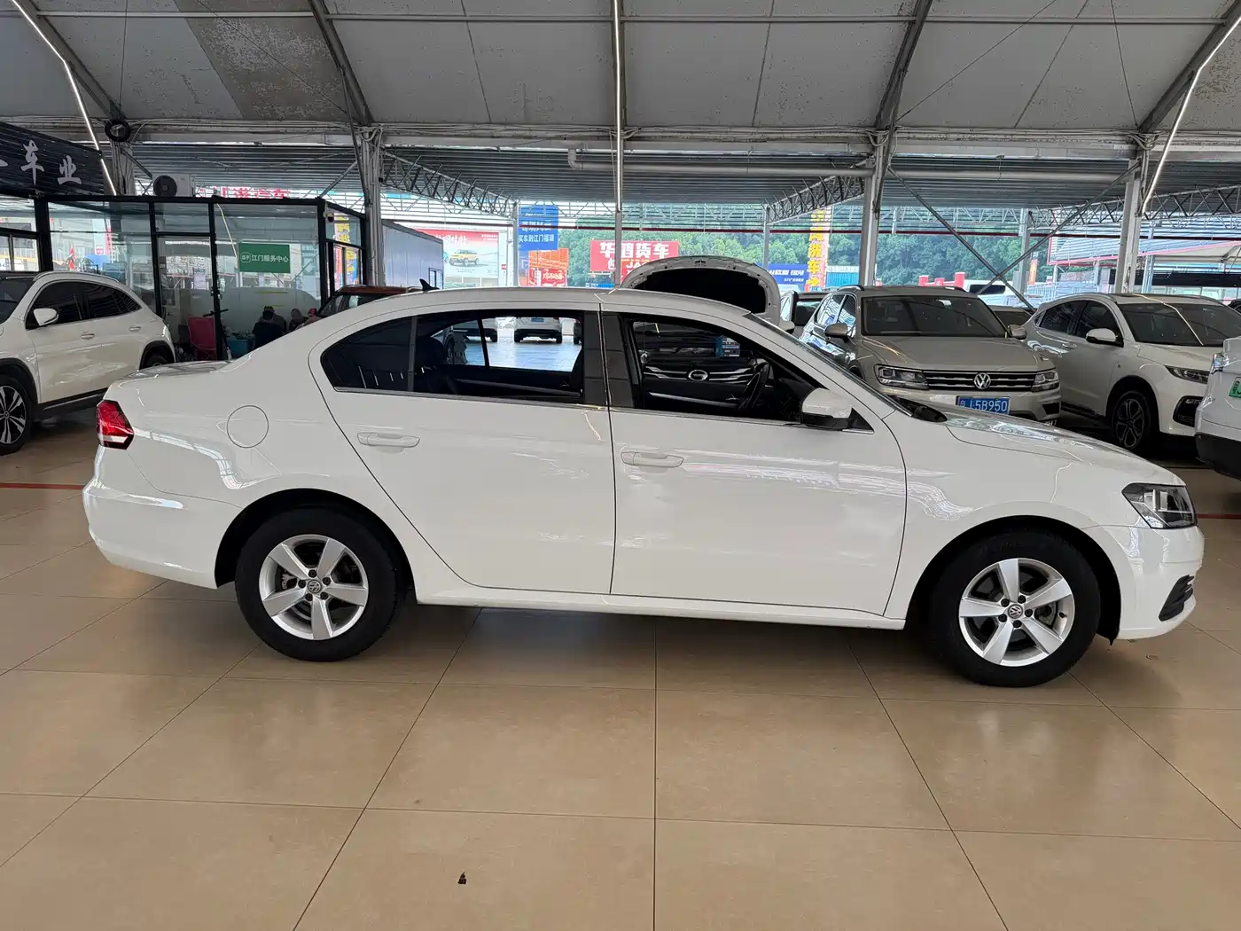 Volkswagen Lavida, миниатюра 7