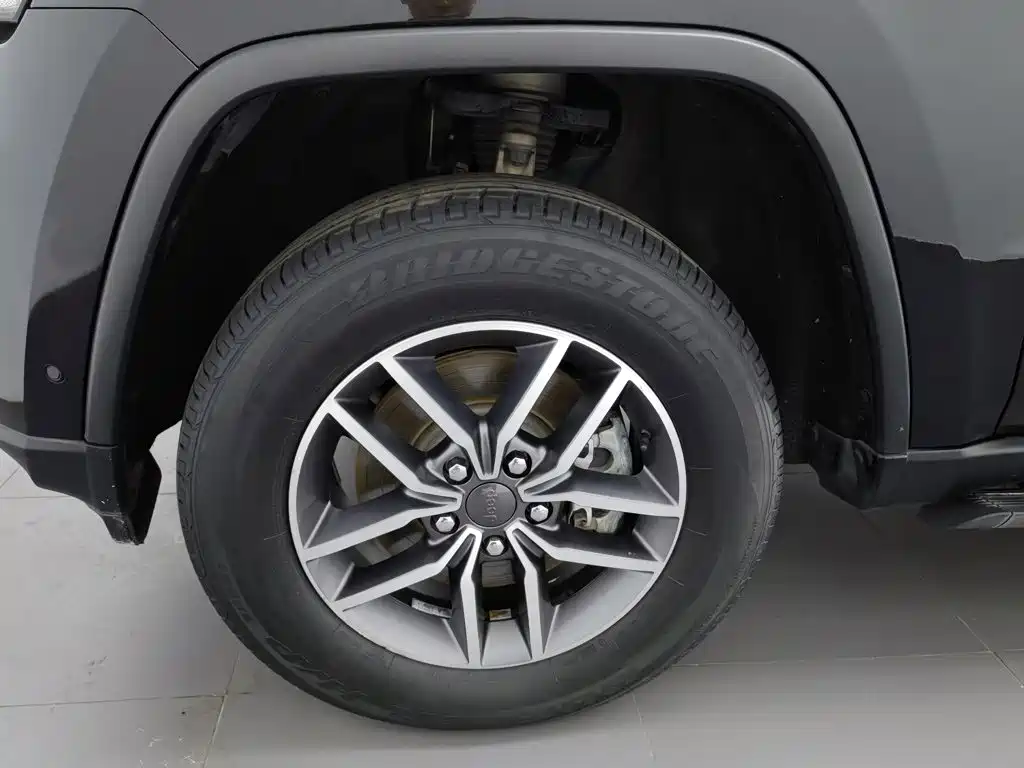 Jeep Cherokee, миниатюра 17