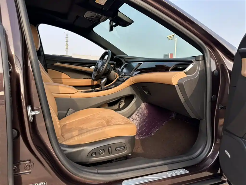 Buick LaCrosse 2018 Model 28T Luxury Edition фото 16