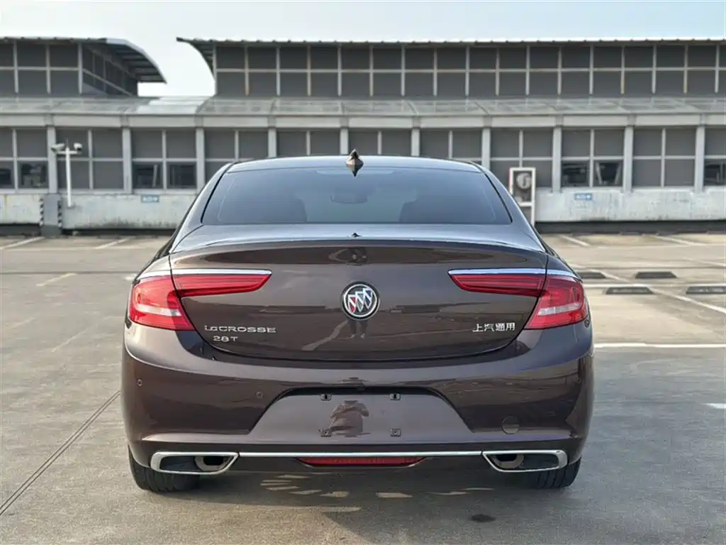 Buick LaCrosse 2018 Model 28T Luxury Edition фото 24