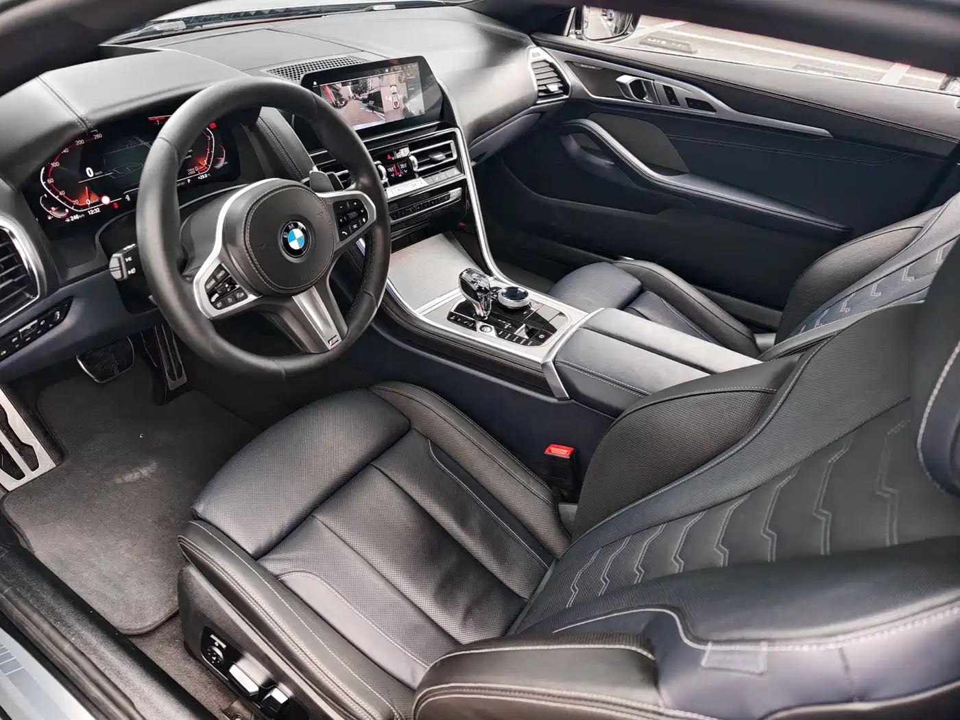 BMW 8 Series 2019 840i Coupe M Sport Package фото 6