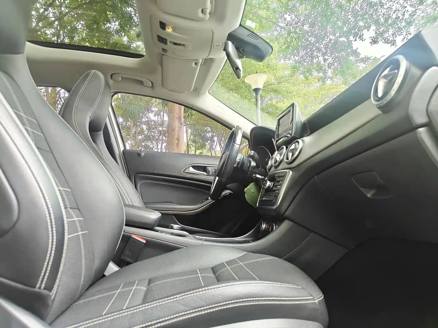 Mercedes-Benz GLA (Import) 2015 GLA 200 фото 15