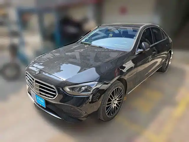 Mercedes-Benz C-Class 2024 C 260 L — фото 1