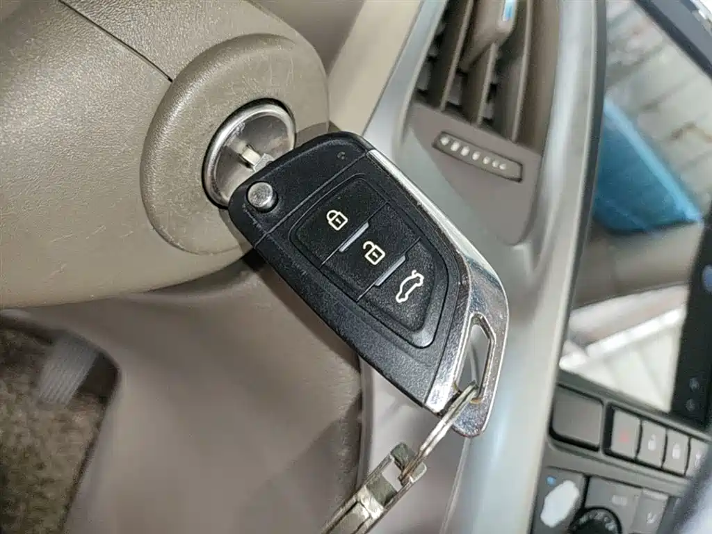 Buick Excelle 2013 GT 1.6L Automatic Fashion Edition фото 9