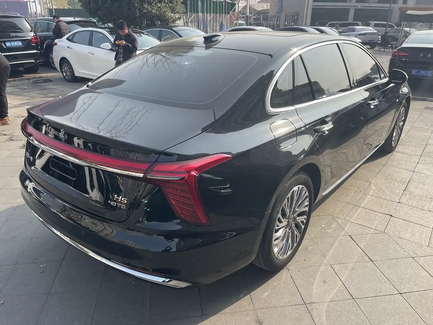 Hongqi H5 2023 2.0T Auto Smart Connect Flag Enjoy фото 8