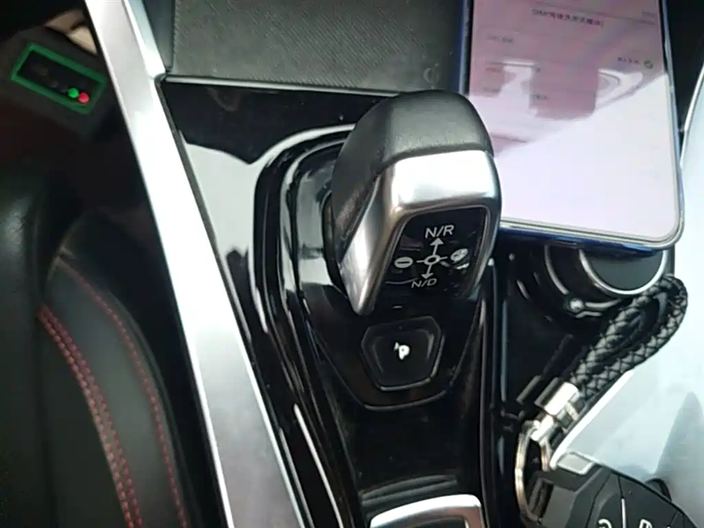Lynk & Co 01 2019 2.0T AWD Pro Edition China V фото 14