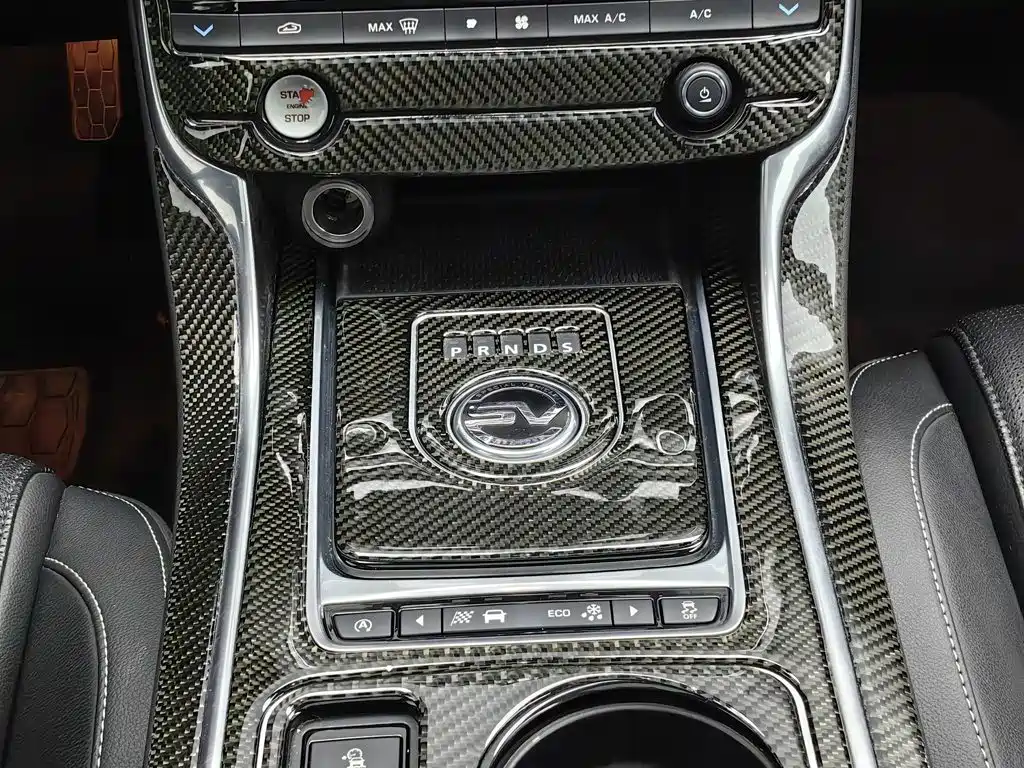 Jaguar XE 2017 2017 2.0T 240PS R-Sport