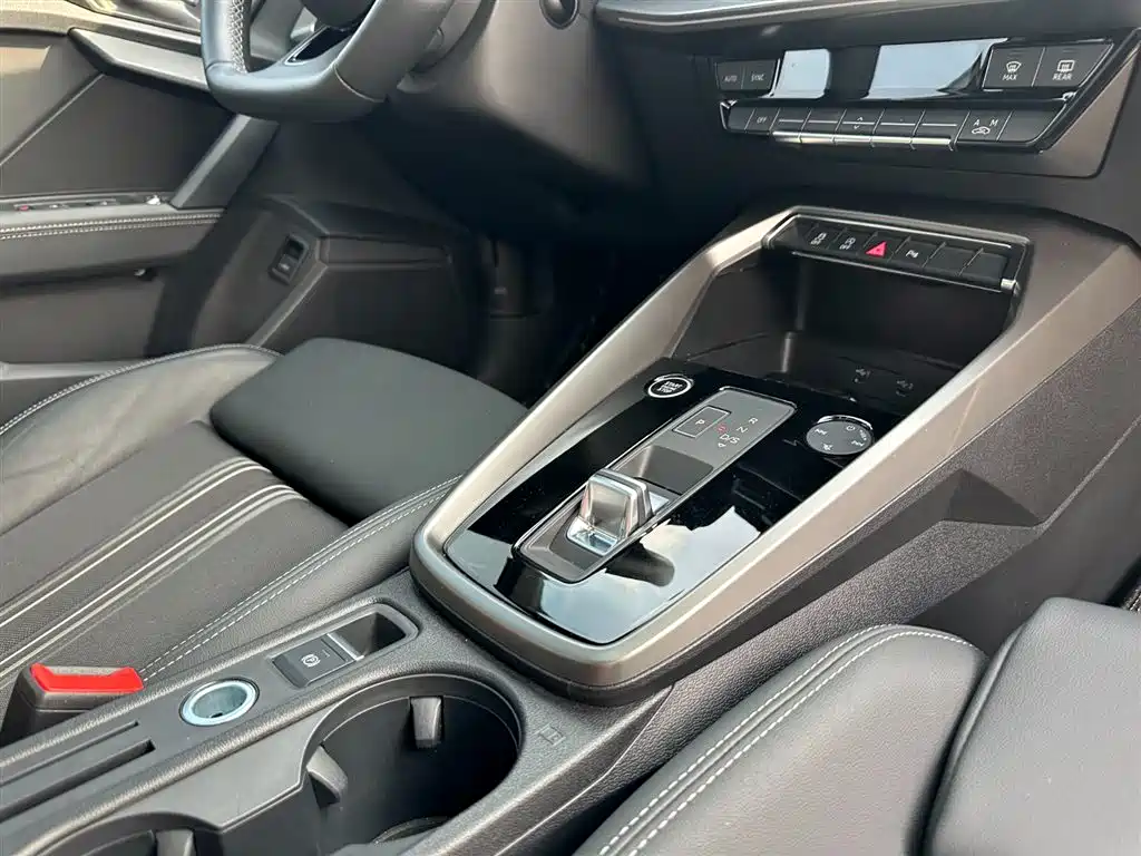 Audi A3 2024 Model Sportback 35 TFSI Fashion Sport фото 17