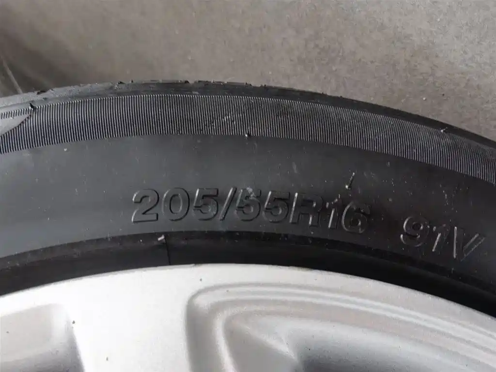 Buick Excelle 2019 15T DCT Connected Elite Type China VI фото 24
