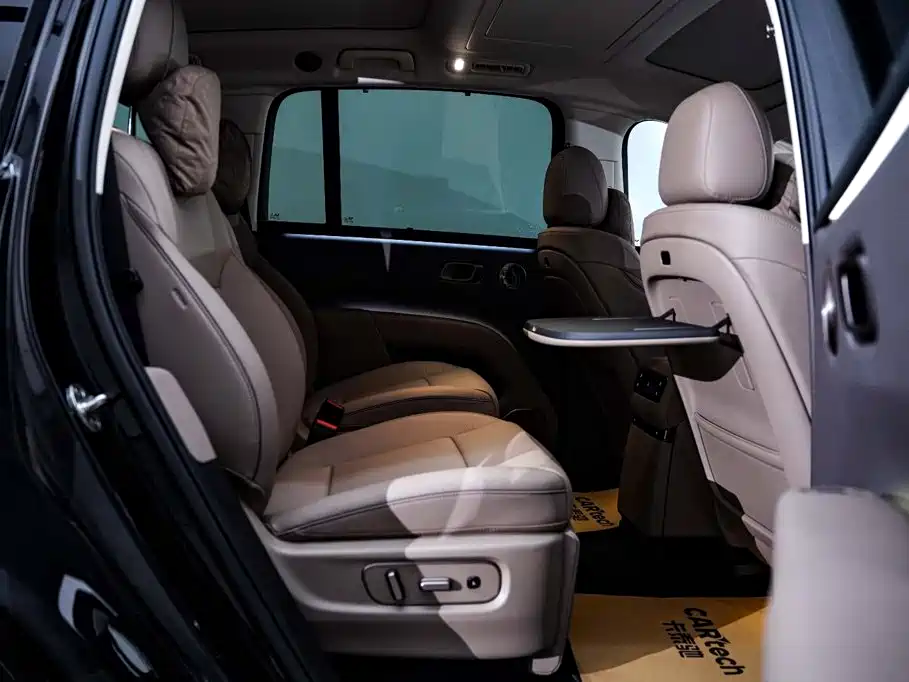Li Auto Li i8 2026 2025 Standard Edition