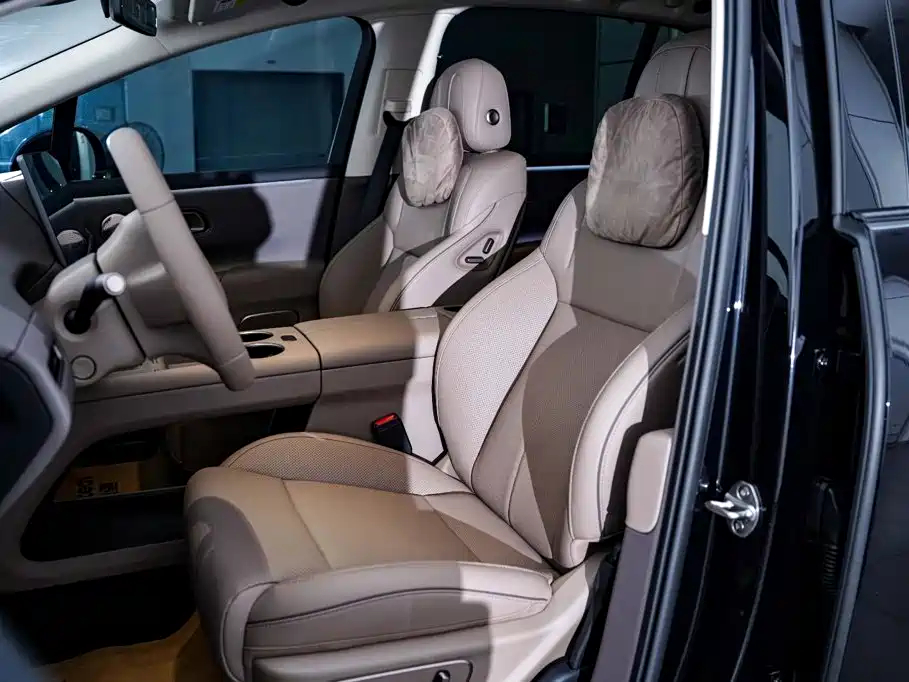 Li Auto Li i8 2026 2025 Standard Edition