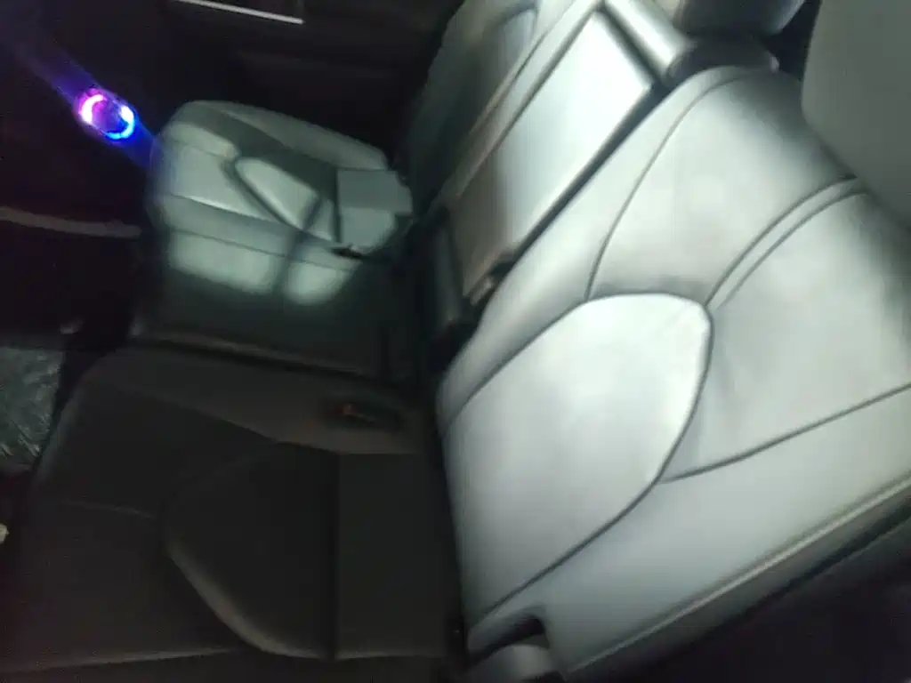 Toyota Highlander 2023 2022 380T 4WD Luxury 7-Seater