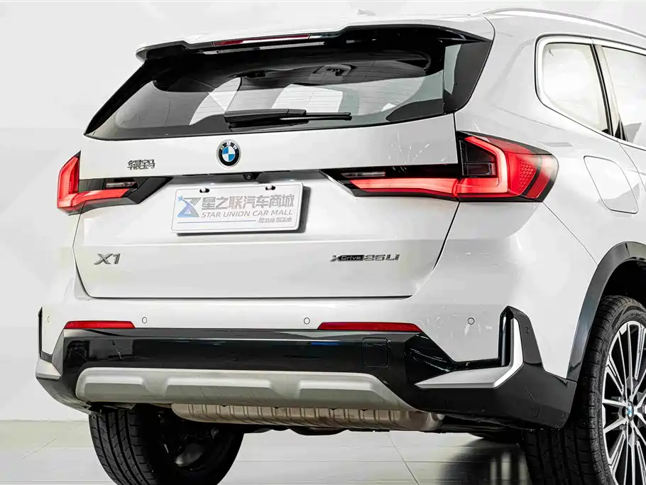 BMW X1 2025 2024 xDrive25Li X Design Package