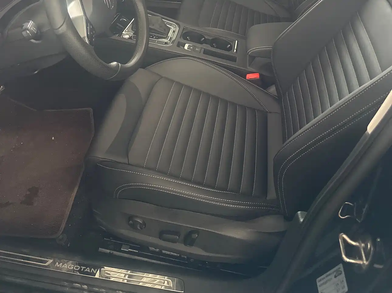 Volkswagen Magotan 2025 Popular Edition 280TSI DSG Comfort фото 9