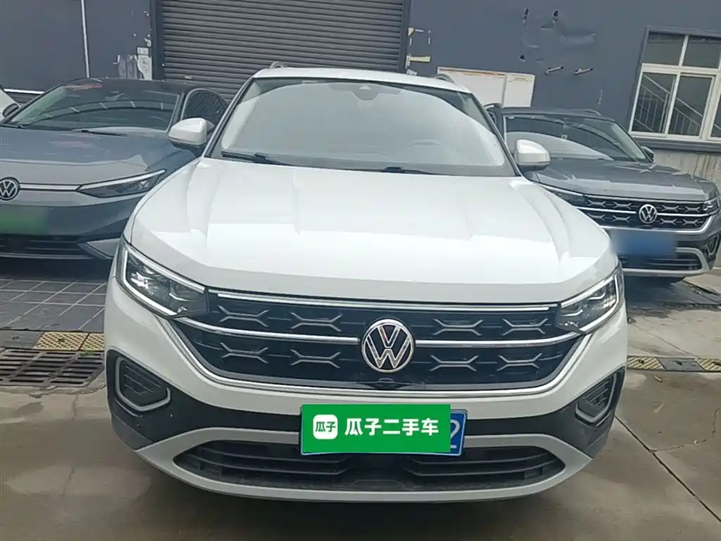 Volkswagen Tayron 2023 300TSI 2WD Luxury Plus Advanced Edition фото 3