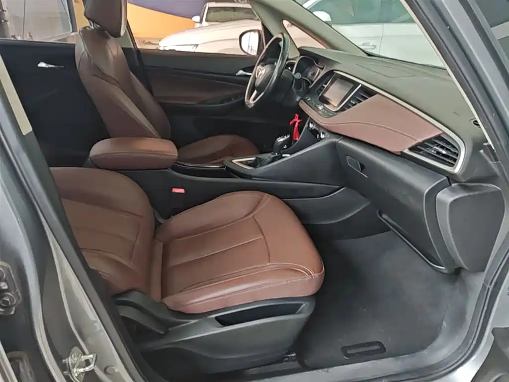 Buick GL6 2018 18T 6-Seater Premium фото 25