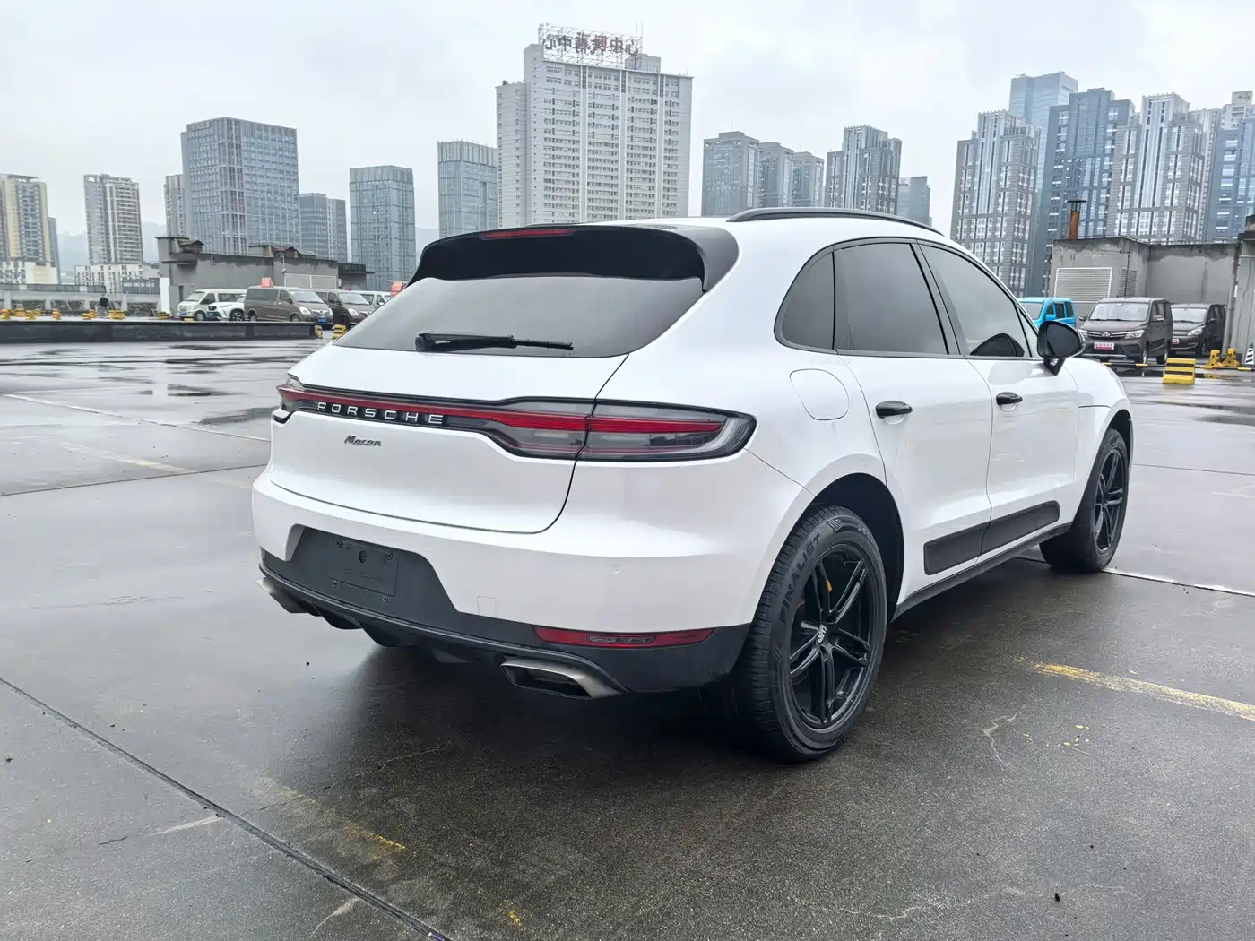 Porsche Macan 2018 Macan 2.0T фото 12
