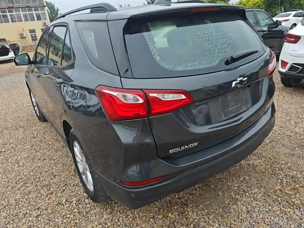 Chevrolet Equinox 2018 535T Automatic Galloping Edition фото 5