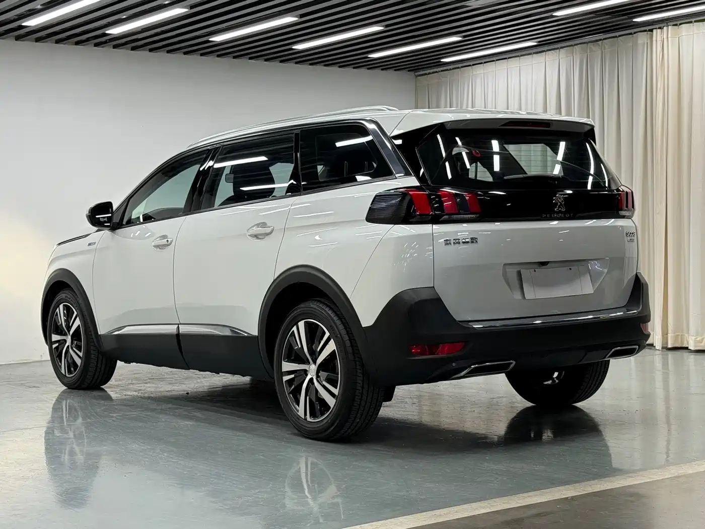Peugeot 5008 2019 380THP 5-seat Elite Edition фото 19