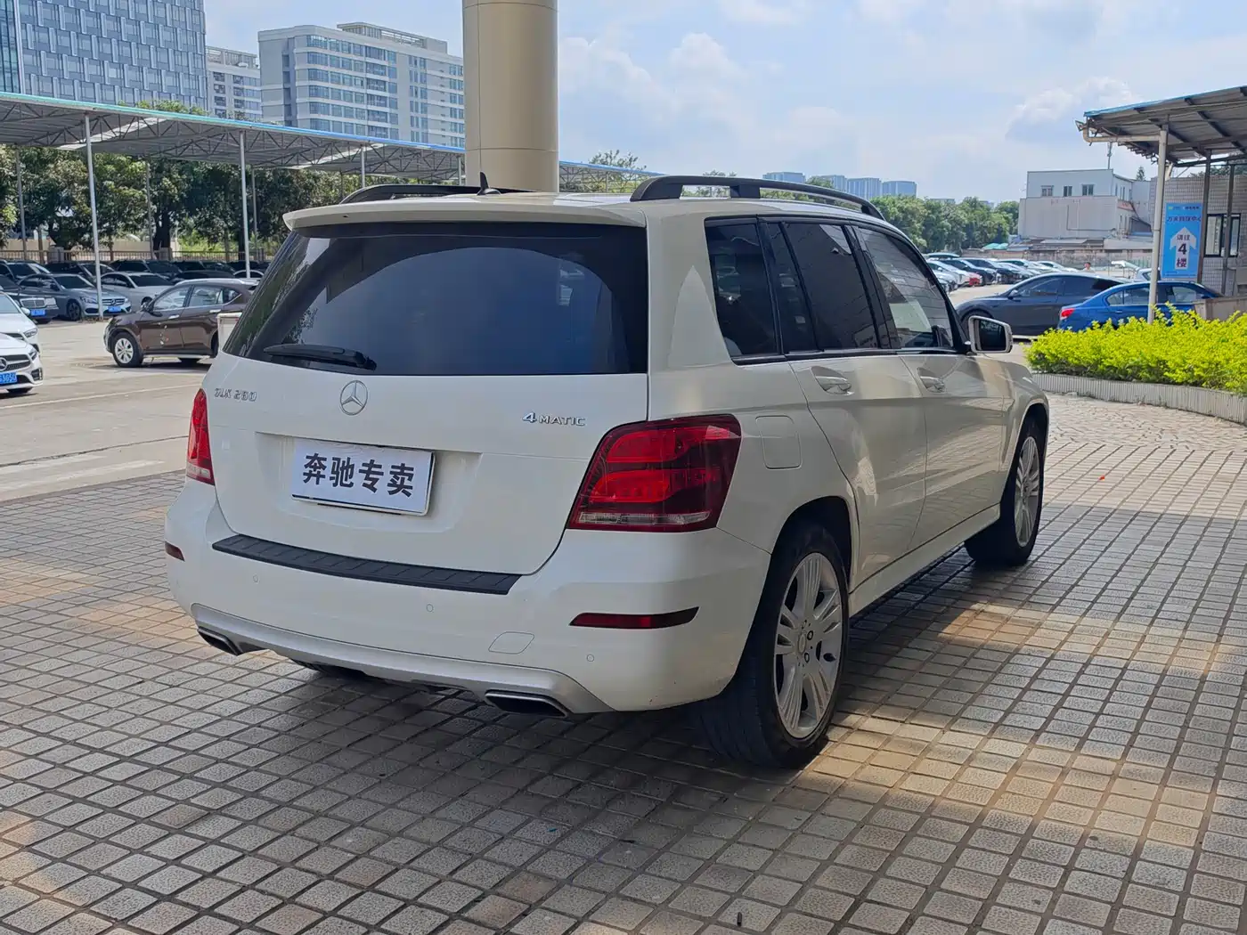 Mercedes-Benz GLK-Class 2014 GLK 260 4MATIC Dynamic фото 8