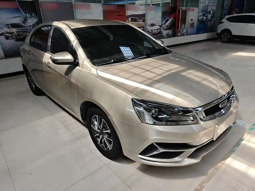 Фото 4 - Geely Emgrand