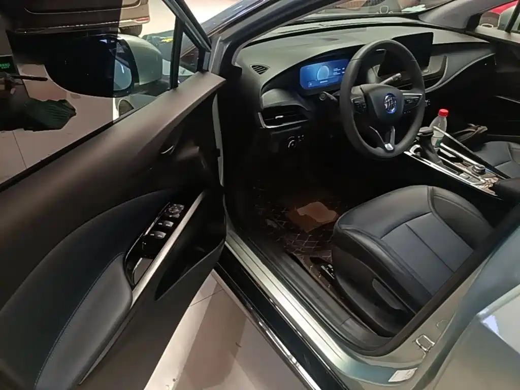 Buick Velite 6 2024 2024 Model 430km Premium Edition