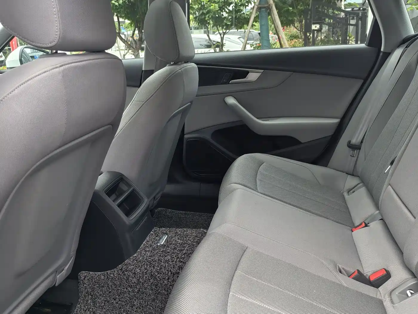 Audi A4L 2018 30th Anniversary 40 TFSI Progressive фото 10