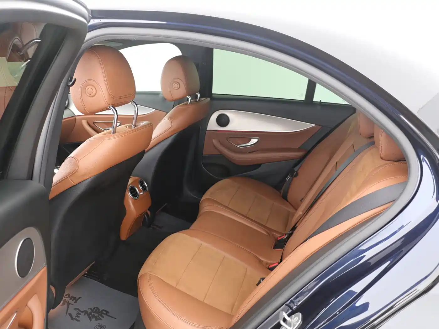 Mercedes-Benz E-Class 2017 E 200 Sport 4MATIC фото 8