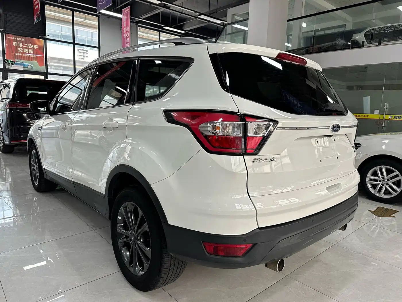 Ford Kuga 2021 2019 EcoBoost 180 2WD Platinum Wing Edition China VI