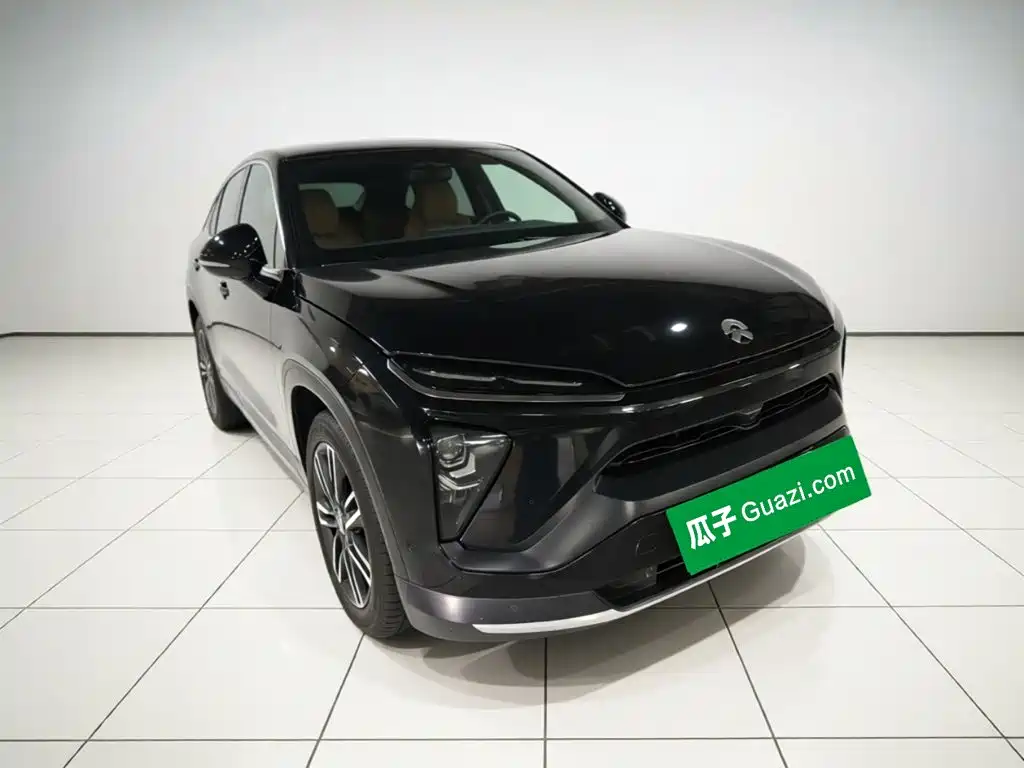 Фото 24 - NIO EC6