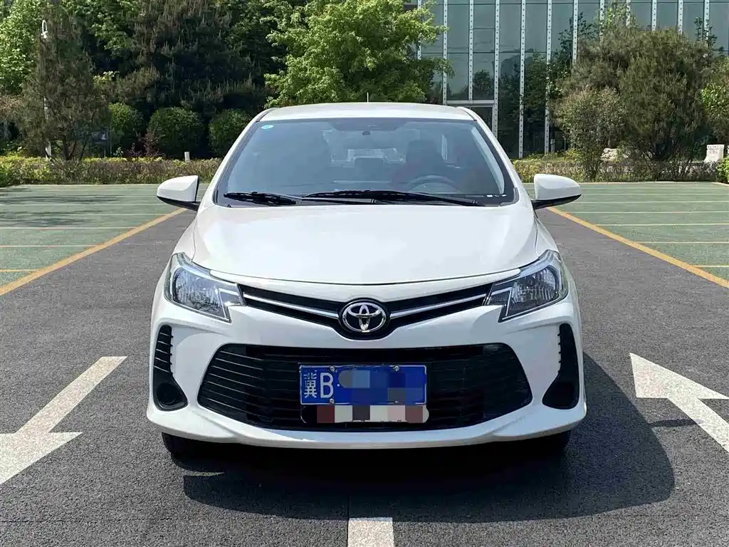 Toyota Vios 2022 1.5L CVT Venture CARE Edition фото 2